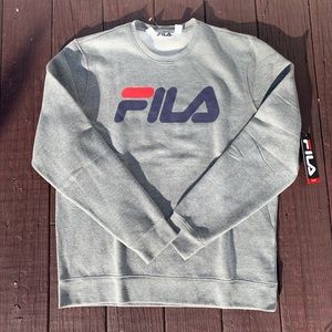 - FILA Crewneck